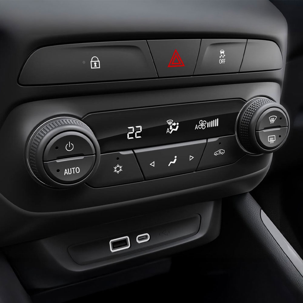 Control del climatizador de la Chevrolet Montana.
