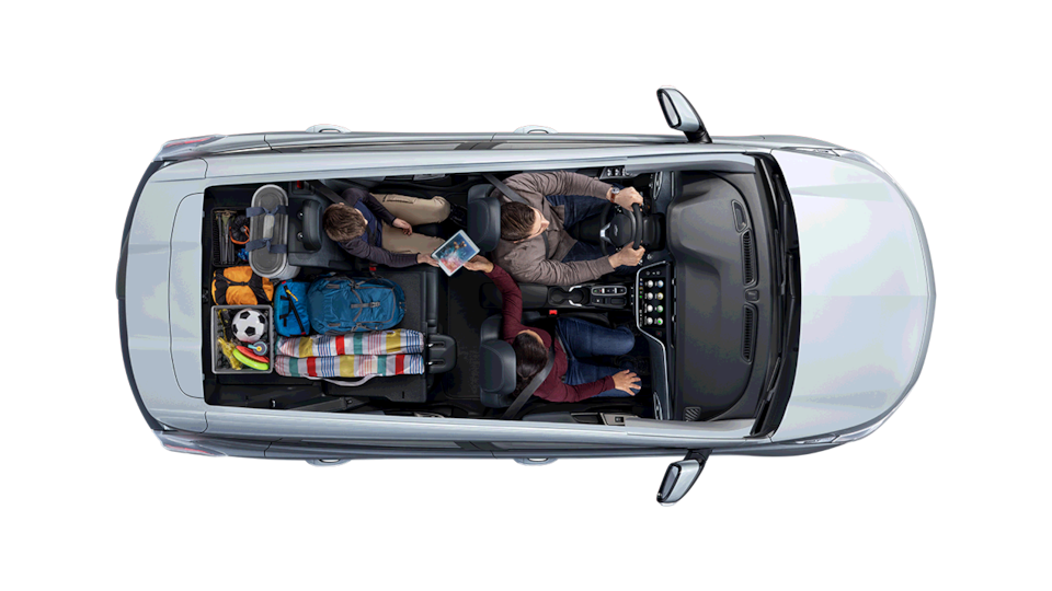 Configuración de carga del nuevo auto eléctrico Chevrolet Bolt EUV con asiento trasero reclinado