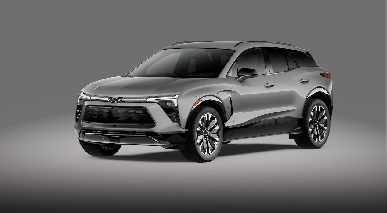 Chevrolet Blazer RS EV en color plateado