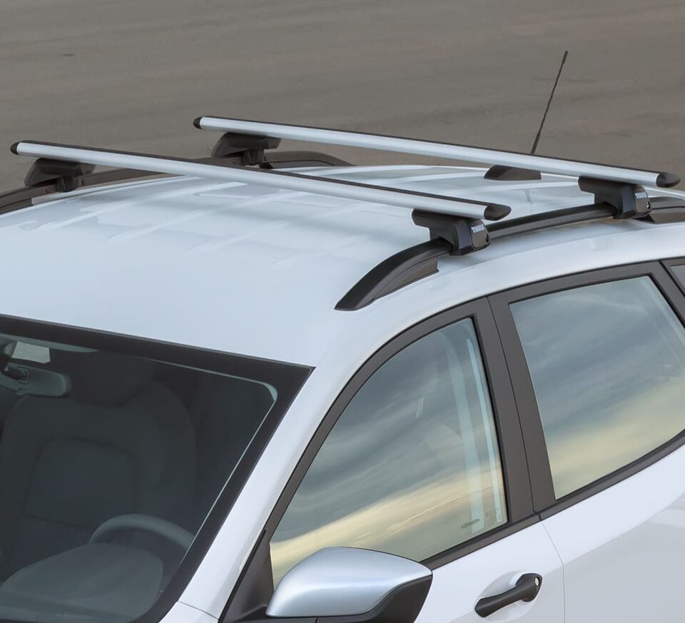 Chevrolet Tracker Accesorios - Barras de Techo con tu Camioneta SUV