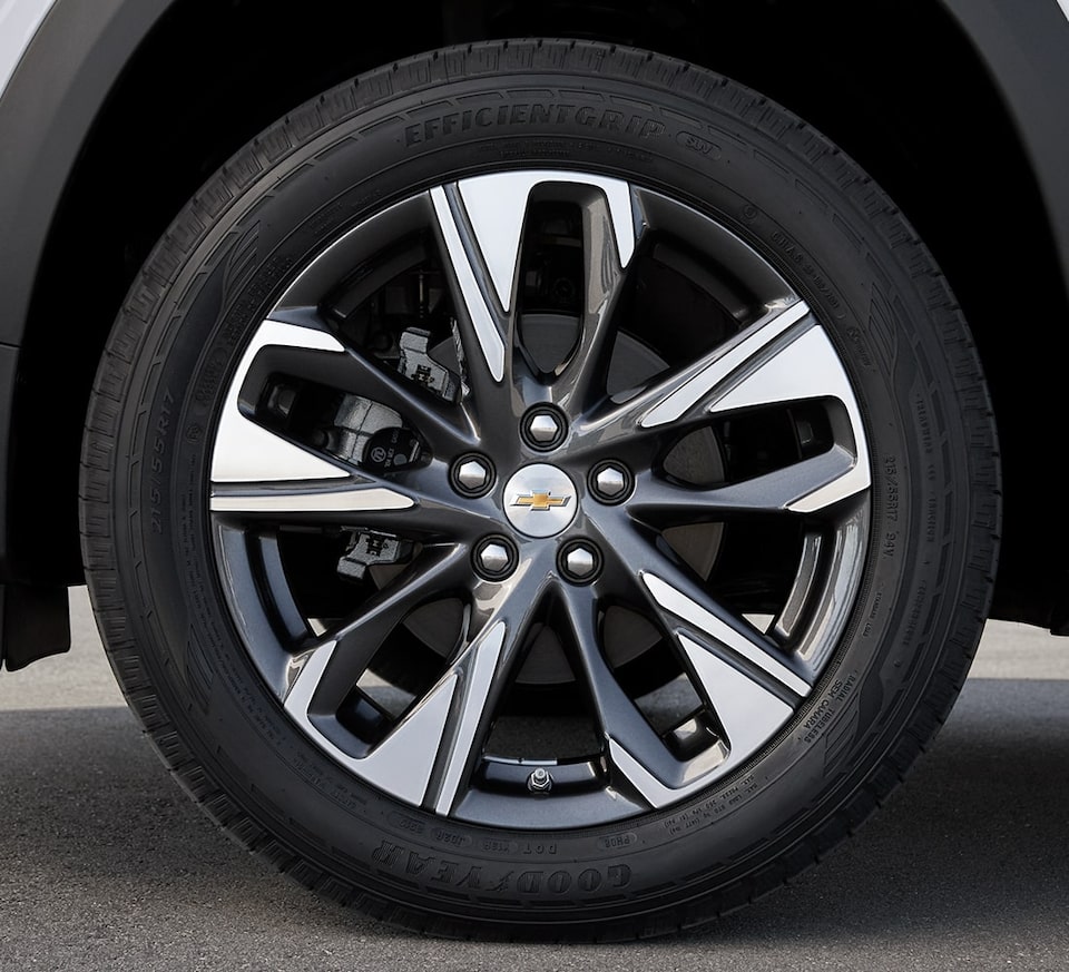 Chevrolet Tracker Accesorios - Llantas con tu Camioneta SUV