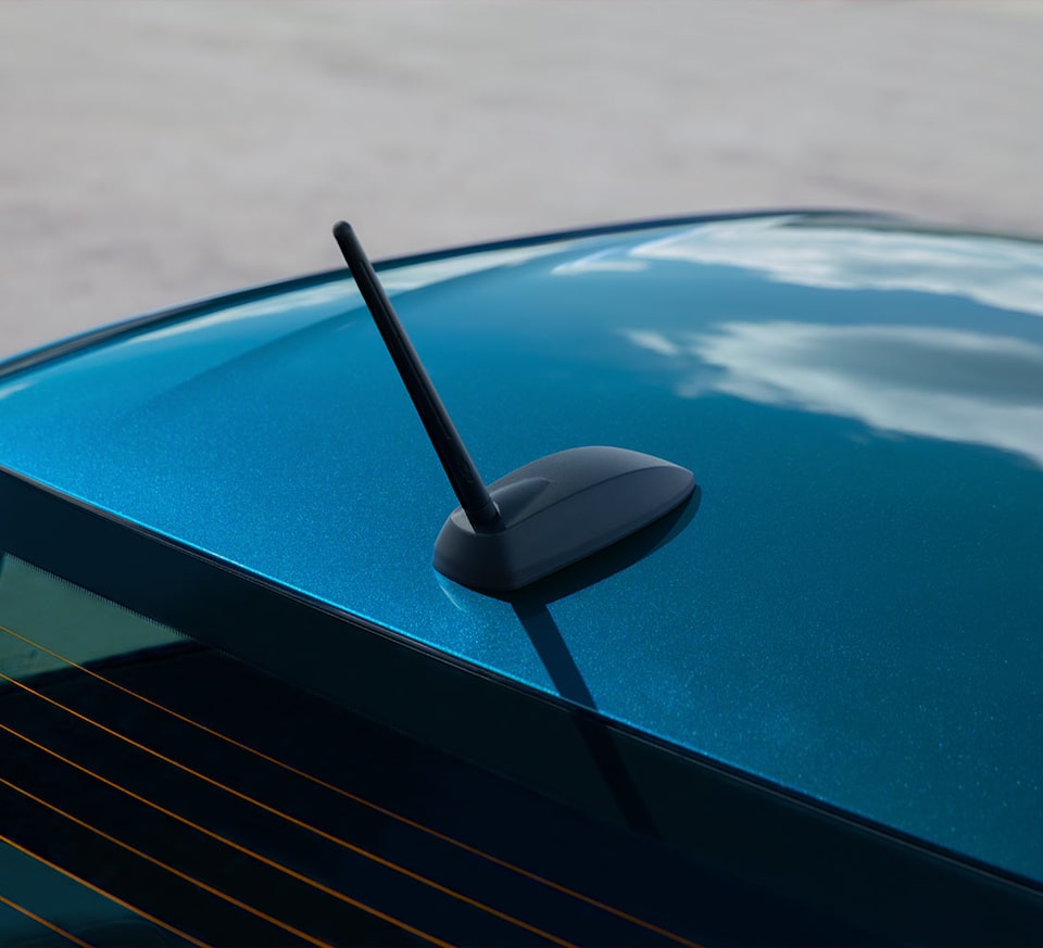 Chevrolet Tracker Accesorios - Antena con tu Camioneta SUV