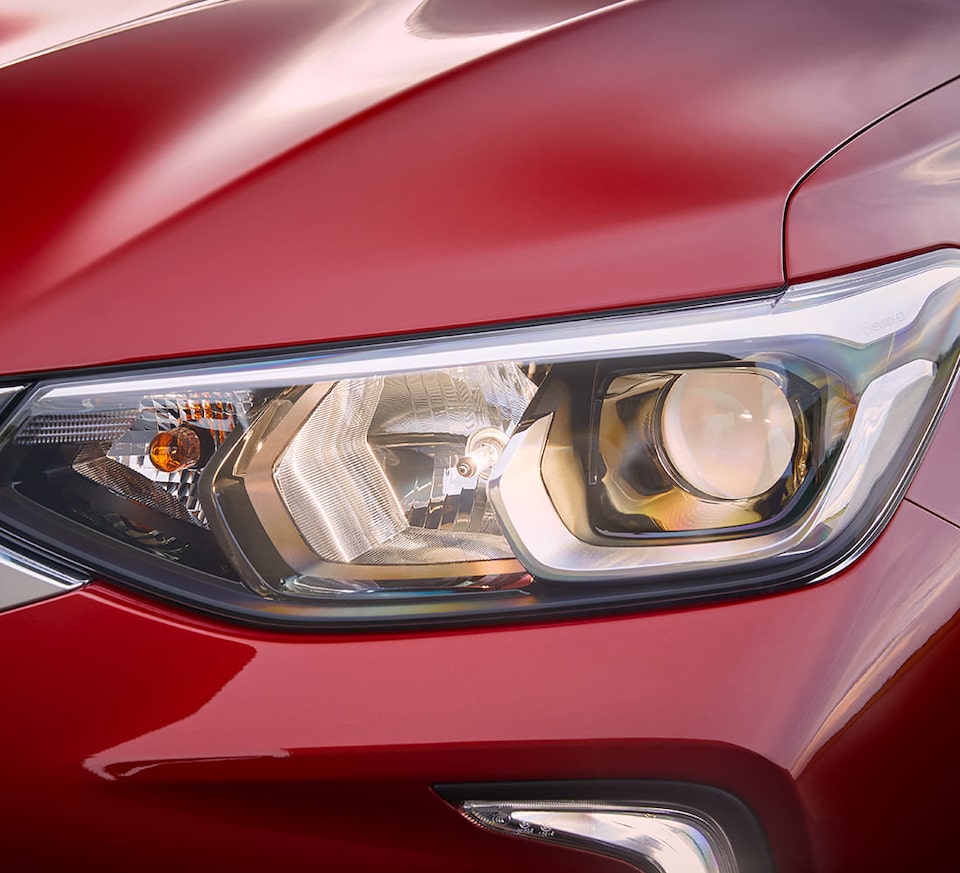 Chevrolet Tracker Accesorios - Luces Blancas con tu Camioneta SUV