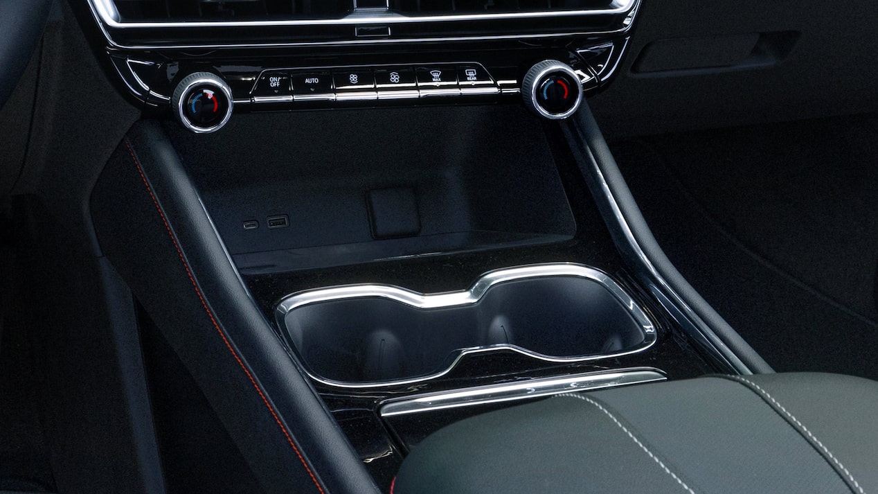 Comodidad del Portavaso en la Chevrolet Traverse.