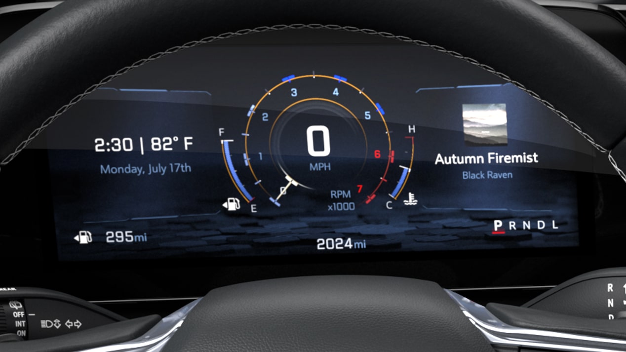 Tablero de control digital en la Chevrolet Traverse.